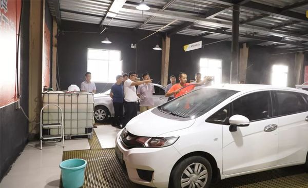 海港區(qū)政府領導蒞臨乾港 海港區(qū)政府領導蒞臨乾港